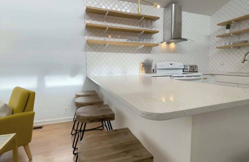 Hillwood Casa | Pet Friendly | Convenient Location