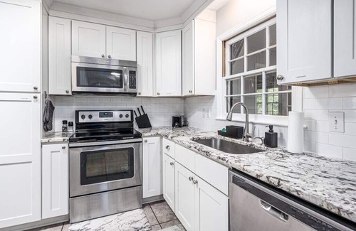 Durham Casa | Pet Friendly Cozy 3BRM fully Fenced yard