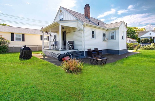 Cranston Casa | Pet-Friendly Cranston Home w/ Fire Pit & BBQ!