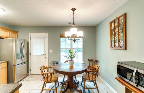 Darien Casa | Pet-Friendly Darien Vacation Rental w/ Patio!