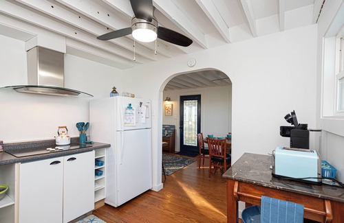 Fishing Creek Cabaña | Pet Friendly Delightful Waterfront Cottage on Hoopers Island, MD.
