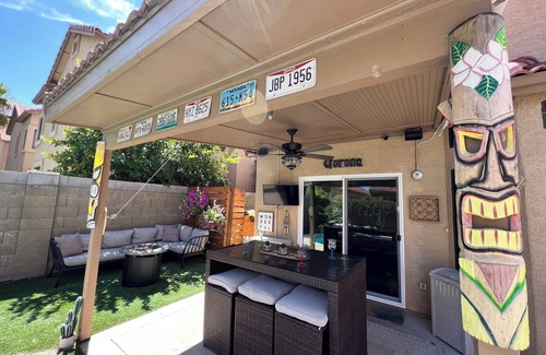 Chandler Casa | Pet friendly Desert Oasis for family & friends. RELAX, SWIM, GOLF, & MUCH MORE!