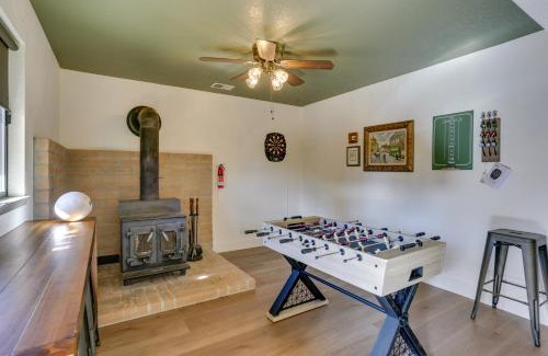 North Fork Casa | Pet-Friendly Escape with Game Room and Fire Pit!