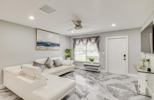 West Palm Beach Casa | Pet-Friendly Gem with Pool and Yard in West Palm Beach