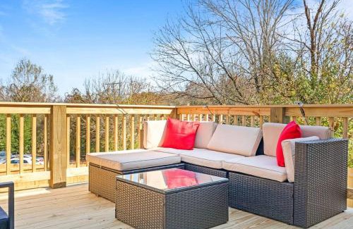Lupton City Casa | Pet Friendly & Great Outdoor Space Close to Downtown