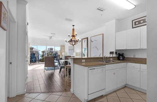 Frangista Beach Condominio | Pet Friendly Gulf View Unit-Amenities-Beach Access