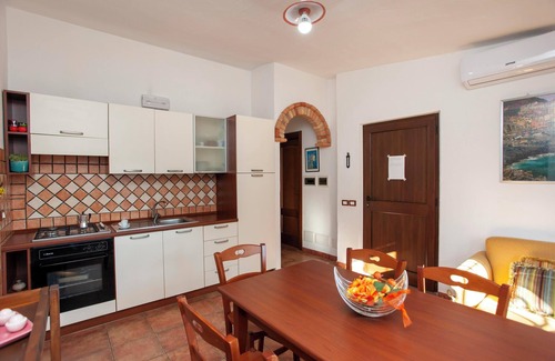Orosei Apartamento | "A contatto con la natura - Orosei" con jardín, terraza y Wi-Fi; mascotas permitidas