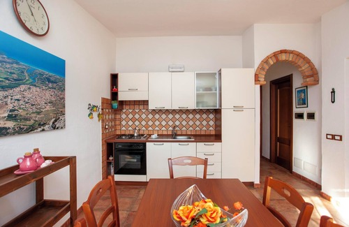 Orosei Apartamento | "A contatto con la natura - Orosei" con jardín, terraza y Wi-Fi; mascotas permitidas