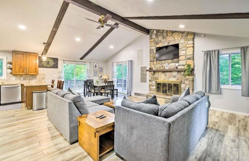 Gouldsboro Casa | Pet-Friendly Home in Big Bass Lake Community!
