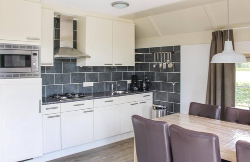 Linde Casa | Hermosa casa en Den Ham con cocina