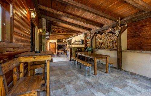 Cabar Casa | Pet Friendly Home In Plesce