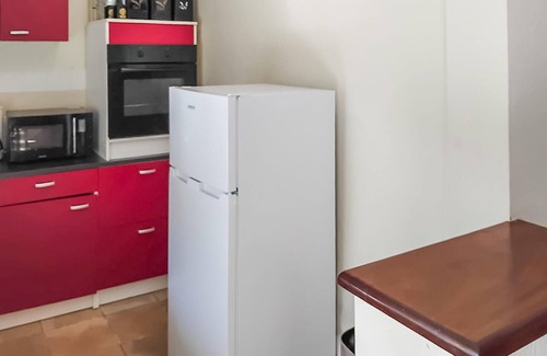 Royeres Casa | Pet friendly home in Royères with WiFi