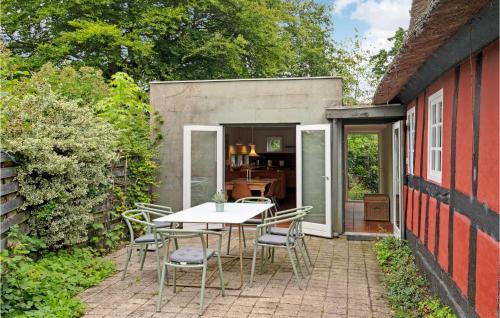 Vejle Casa | Pet Friendly Home In Vejle With Kitchen
