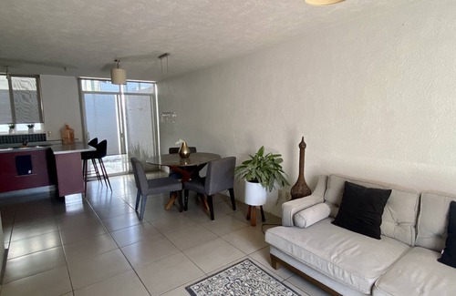 Tlaquepaque Casa | Casa apta para mascotas en el sur de Guadalajara