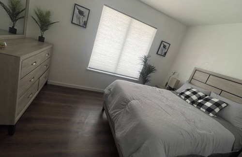 Hesperia Casa | Pet Friendly Home perfect for traveling Nurses. Located near several Hospitals
