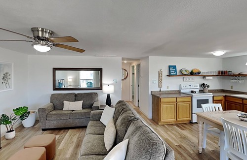 Port Aransas Casa | Pet-friendly home with tons of nearby activities