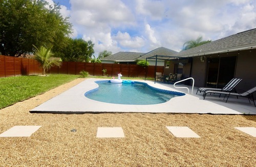 Poinciana Casa | Pet-Friendly Home w/ Heated Pool Kissimmee, Fl.