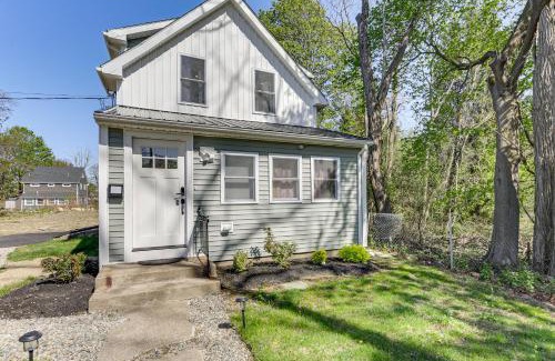 Avon Casa | Pet-Friendly Home with Spacious Yard in Avon!