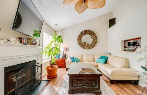 Wilmington Casa | Pet-Friendly Home with Private Hot Tub in Wilmington