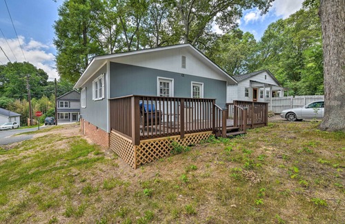 Kannapolis Casa | Pet Friendly Kannapolis Home w/ Fenced-in Yard!