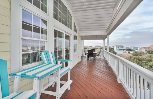 Sea Scape Casa | Pet-friendly Kitty Hawk home with private heated pool, volleyball court, and more