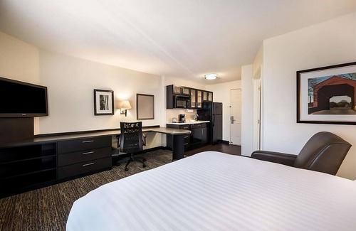 Newell Hotel | Pet Friendly! Lots of Greenways nearby to walk the dogs!