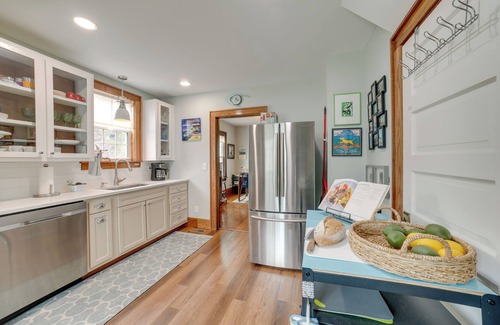Morgantown Casa | Pet-Friendly ‘Murph Landing’ - 1 Mile to WVU!