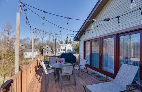 Narragansett Casa | Pet-Friendly Narragansett Home with Deck and Gas Grill