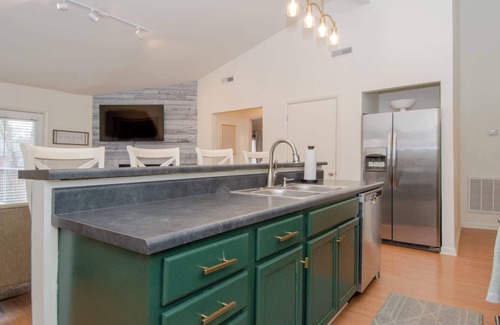 Hillwood Casa | Pet Friendly | Near DT Nash & Music Row!