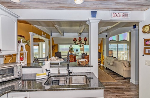 South Beach Casa | Pet friendly, oceanfront and unobstructed views Bald Head Island