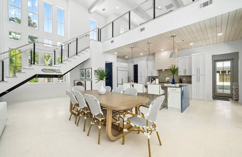 Hammocks of Seagrove Casa | Pet Friendly! Private Pool! Walk to Beach! Luxury 30A! Salty Days!