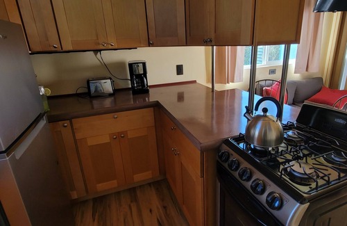 Del Dios Cabaña | Pet friendly, peaceful 1 BR cottage w/ BA, AC on beautiful Lake Hodges