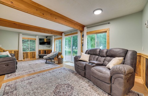 Prudenville Cabaña | Pet-Friendly Prudenville Getaway w/ Fire Pit!