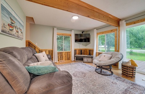 Prudenville Cabaña | Pet-Friendly Prudenville Getaway w/ Fire Pit!