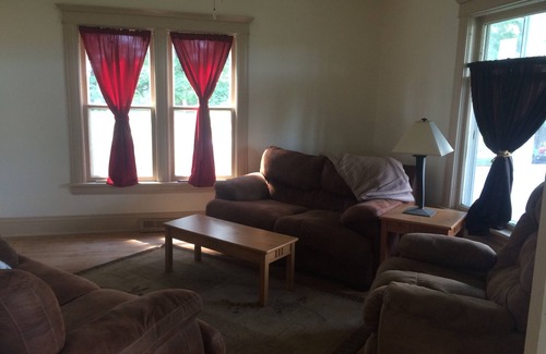 La Farge Otro | PET FRIENDLY Ranch Living con hermosas vistas cerca de las atracciones locales / festividades