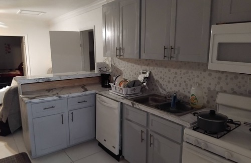 Nassau Casa | PET Friendly, Remodel, Spacious and Cozy Villa in Delightful Nassau.