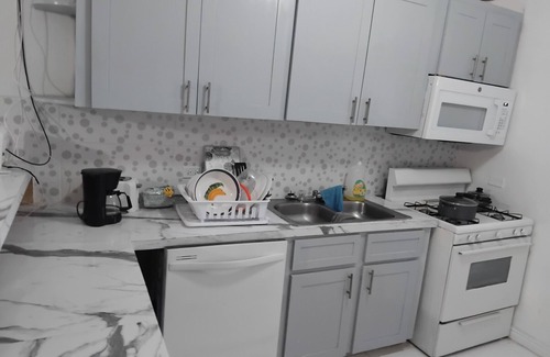 Nassau Casa | PET Friendly, Remodel, Spacious and Cozy Villa in Delightful Nassau.
