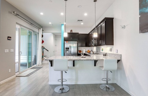 North Natomas Casa | Pet-Friendly Sacramento Home ~ 7 Mi to Downtown!