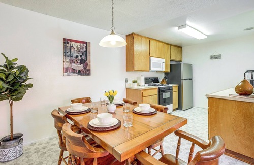 Santa Maria Condominio | Pet-Friendly Santa Maria Condo w/ Balcony!
