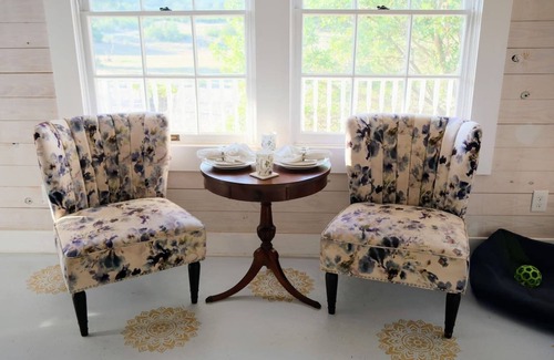 Canyon Lake Cabaña | Cabaña con Encanto Shabby Chic de 1 habitación con cocina
