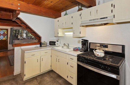 Summit Estates Casa | Pet-friendly ski home near Snow Summit Resort with fenced yard and more!