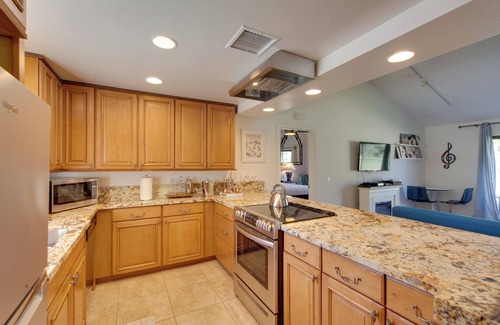 Palm Desert Casa | Pet-Friendly Stay w/Patio in Palm Desert Resort!