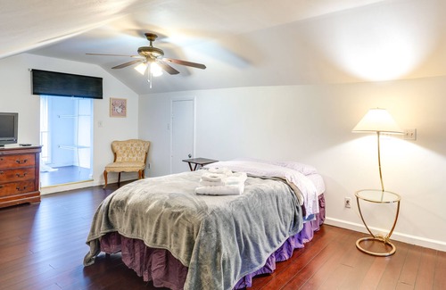 Syracuse Casa | Pet-Friendly Syracuse Home w/ Private Yard!