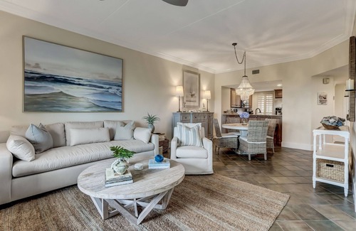 Fernandina Beach Condominio | Pet Friendly | Totally Renovated | Ground Floor | Luxury Oceanfront Sea Dunes Condo