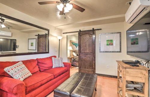Tucson Casa | Pet-Friendly Tucson Casita Shared Hot Tub and Patio
