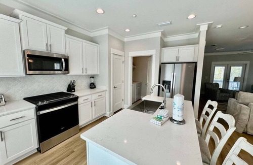 Orange Beach Cabaña | Pet Friendly.Turtle's Nest at Summer Salt Sleeps 9