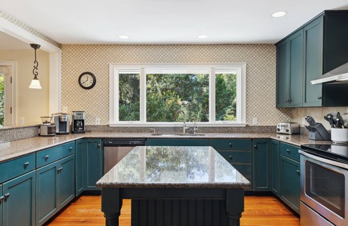North Forest Beach Casa | Pet Friendly-2min Walk to Beach-Pvt Heated Pool