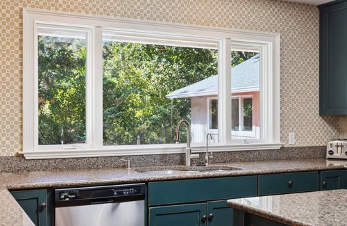 North Forest Beach Casa | Pet Friendly-2min Walk to Beach-Pvt Heated Pool