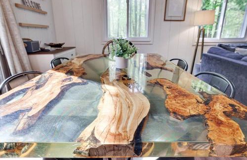 Locust Lake Village Casa | Pet Friendly Lake Retreat With Hot Tub & Fire Pit