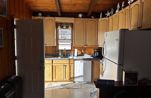 Atlantic Beach Casa | Pet-friendly bungalow w/firepit, steps from the beach, central location in NMB!